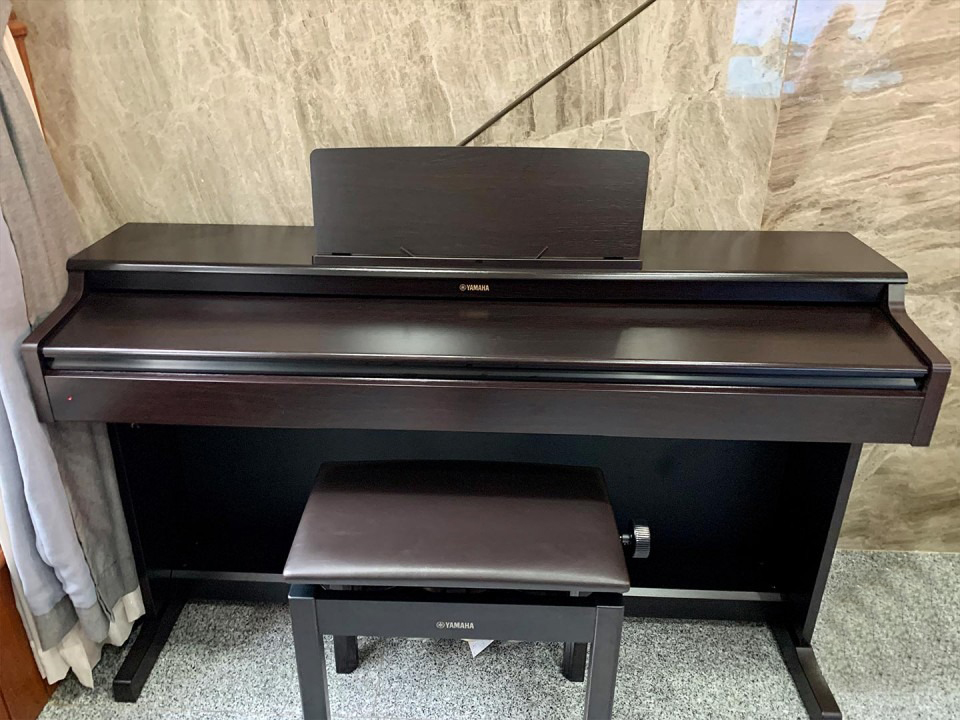 Yamaha YDP164 R phù hợp vs mọi người